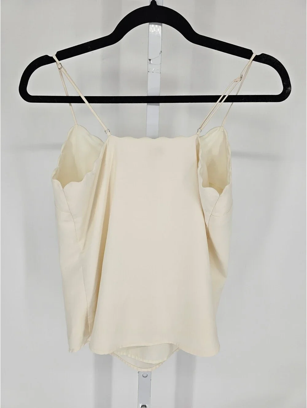 J Crew Womens Sz 2 Scalloped Hem Sleeveless Blouse Ivory Spaghetti Strap